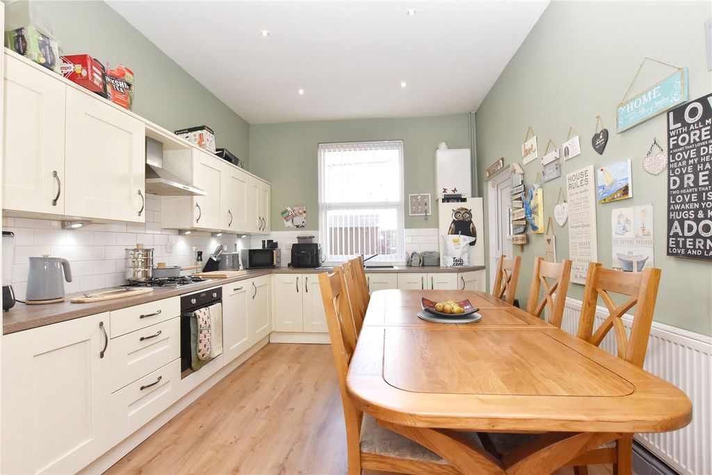 Property photo 2 of 13 Picture No. 06