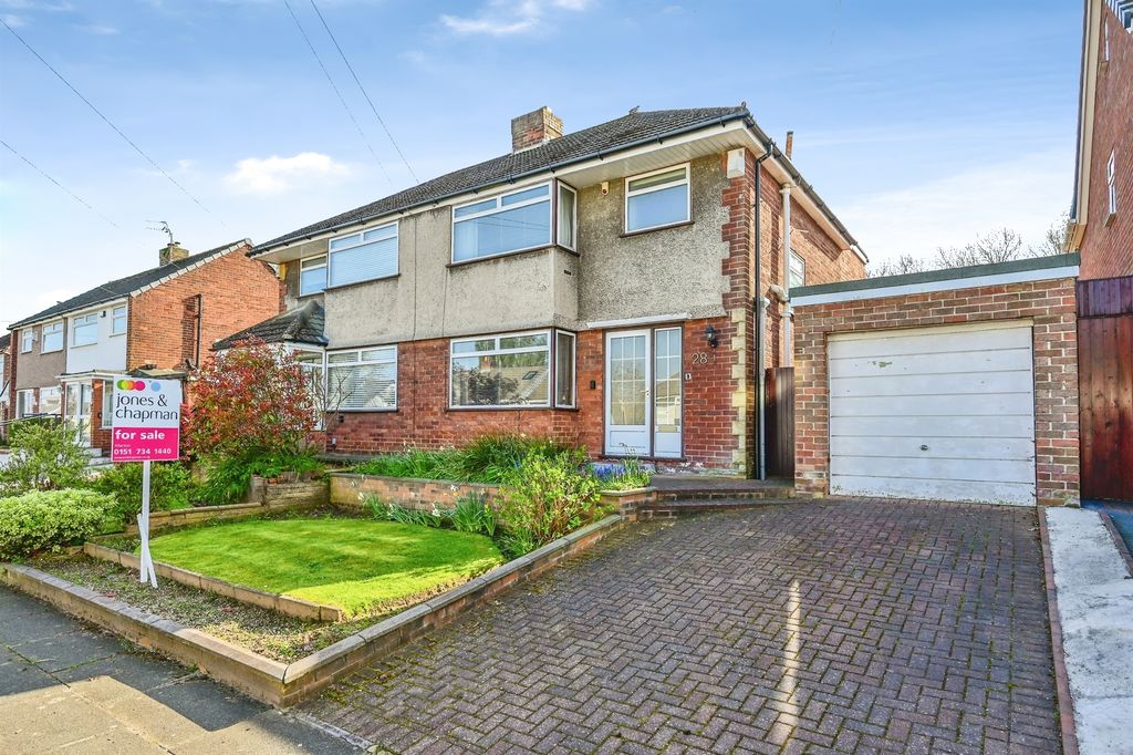 Property photo 1 of 16