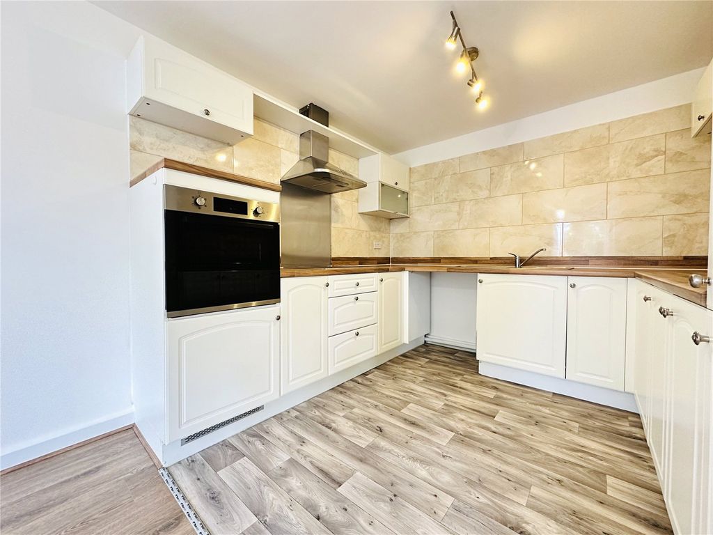 Property photo 3 of 10 Picture No. 03