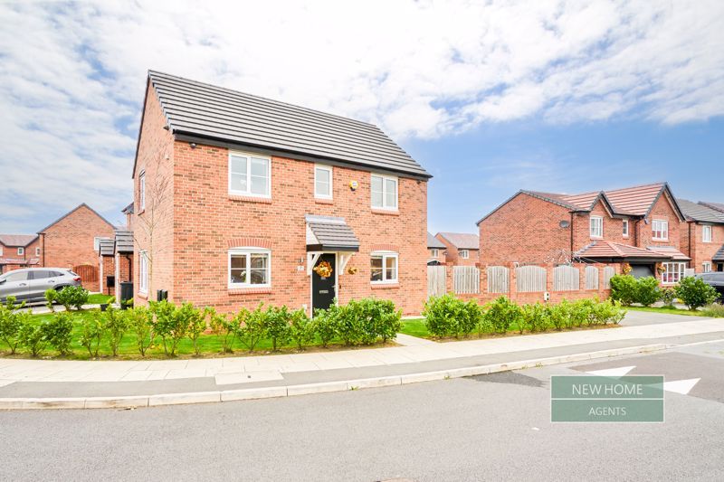 Property photo 1 of 37 Photo 3