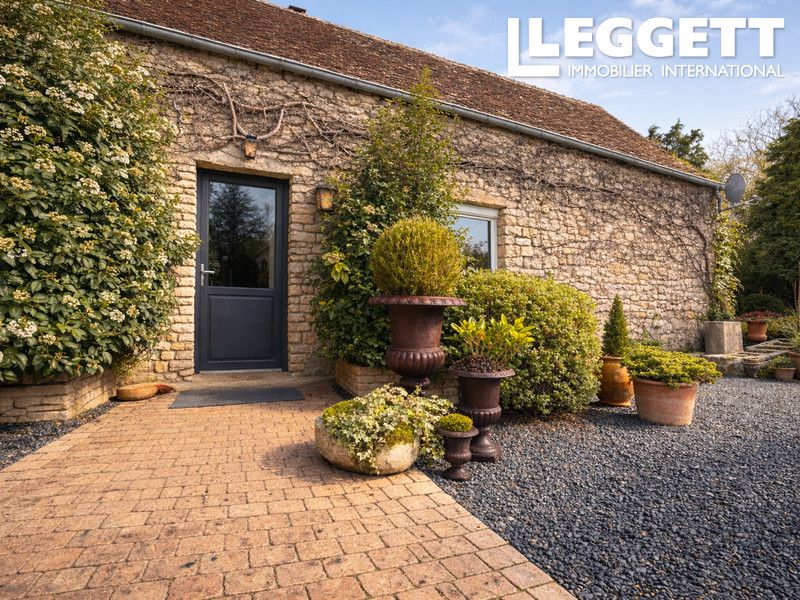 Property photo 3 of 10