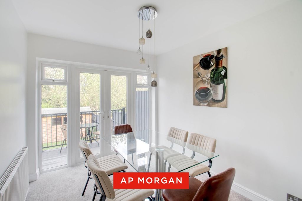 Property photo 3 of 18 Picture No. 04