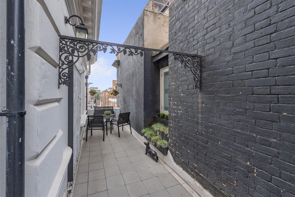 Property photo 2 of 20 Sal133\4.Jpg