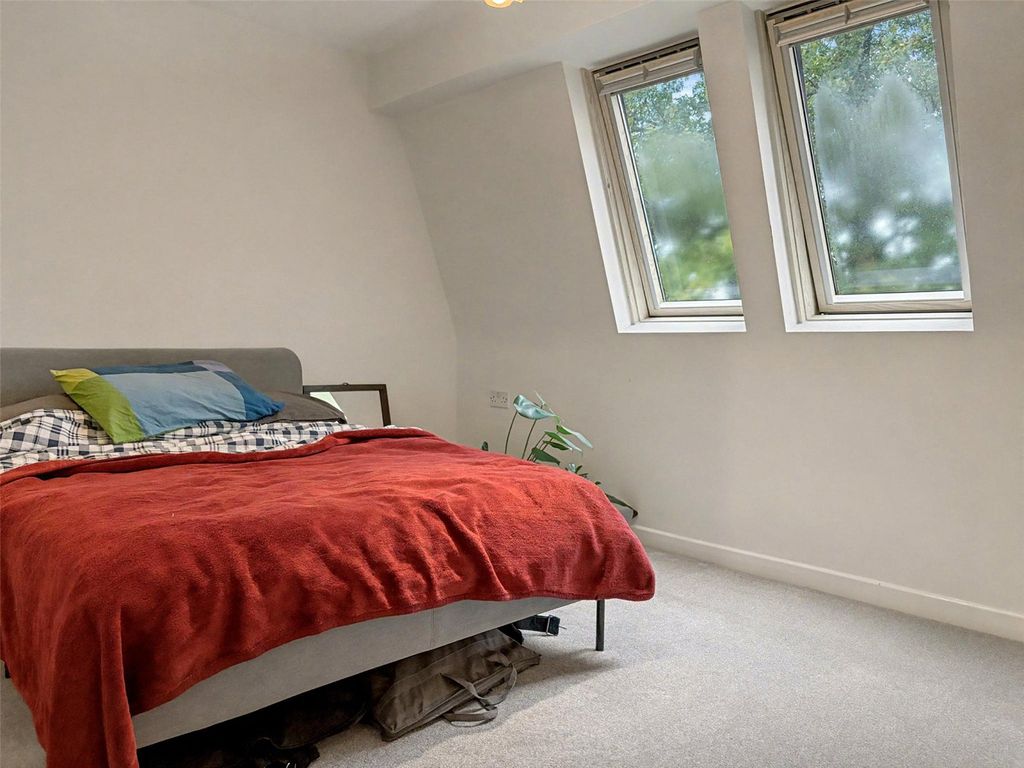 Property photo 3 of 5 Picture No. 02