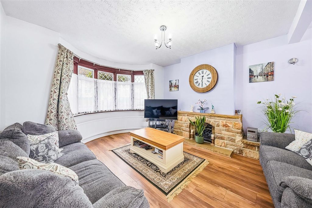 Property photo 2 of 23 Photosinternal--3.Jpg