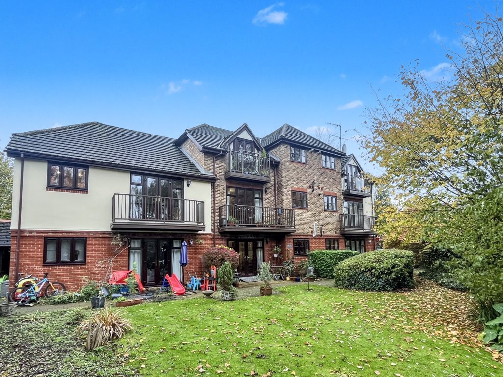 Property photo 1 of 10 Photo 3