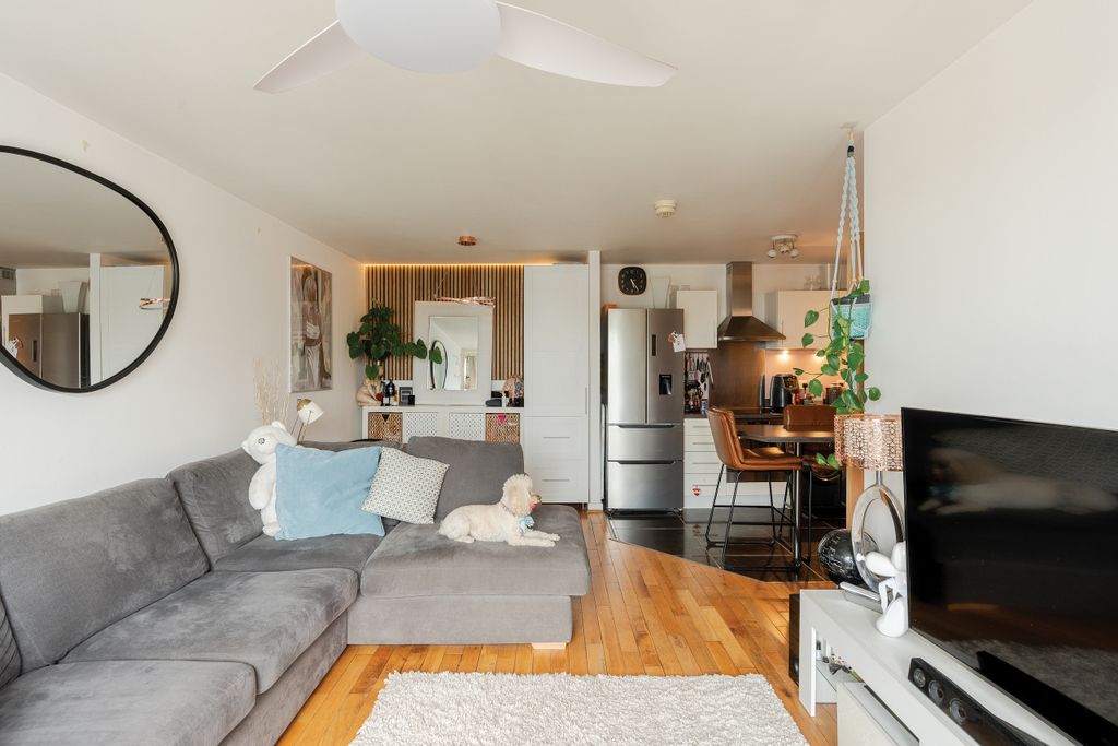 Property photo 3 of 12 Photo 3