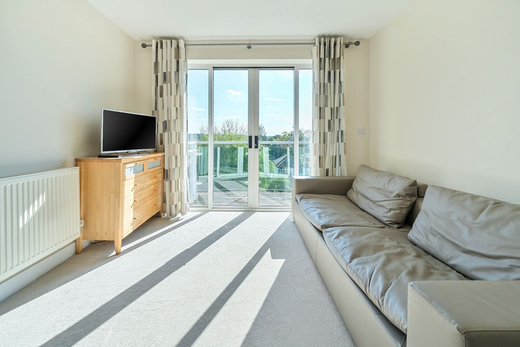 Property photo 3 of 16 1342524-9-68A88F5...
