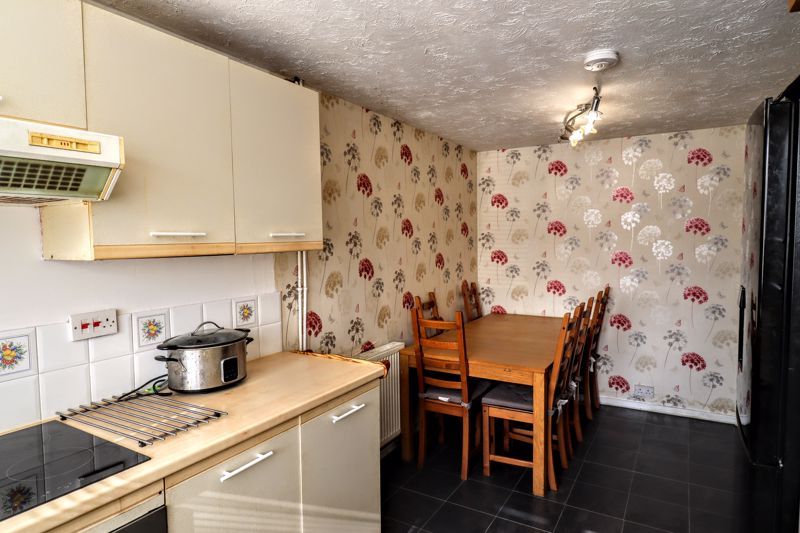 Property photo 3 of 10 Kitchen/Diner