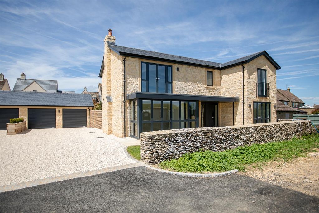 Property photo 1 of 13 25c-1.Jpg