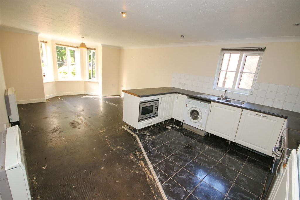 Property photo 2 of 13 Img_1873.Jpg