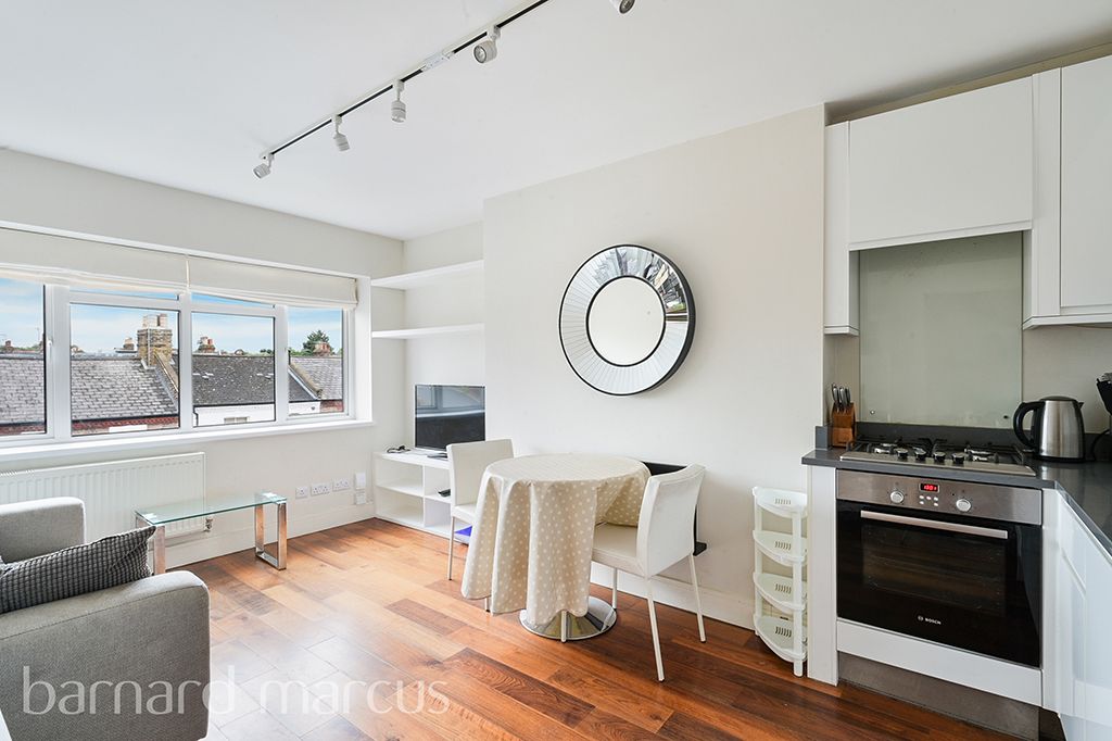 Property photo 1 of 8 Reception Room