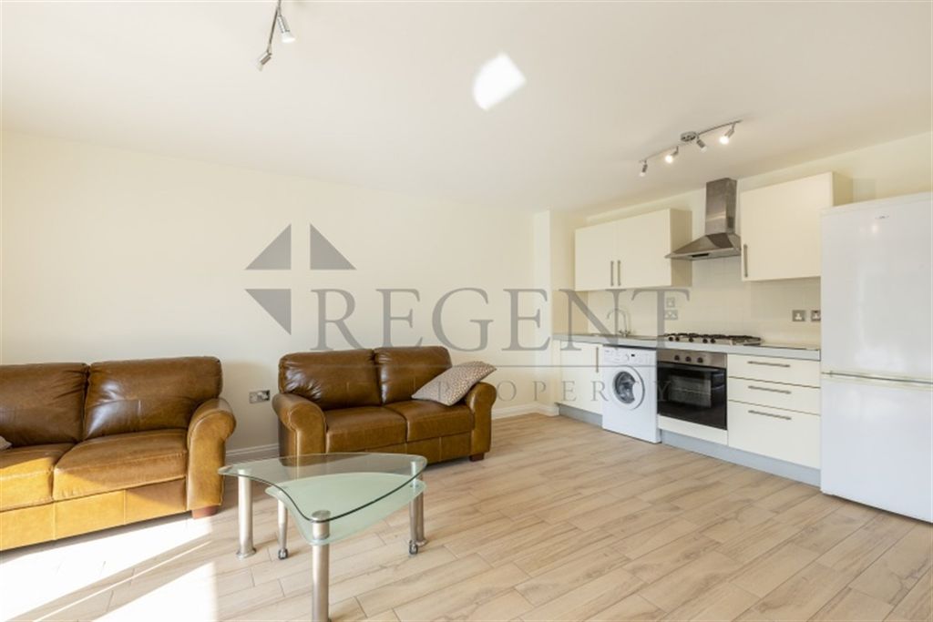 Property photo 2 of 8 Open Plan