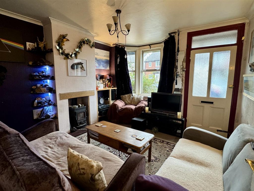 Property photo 2 of 16