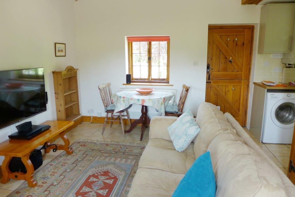 Property photo 3 of 18