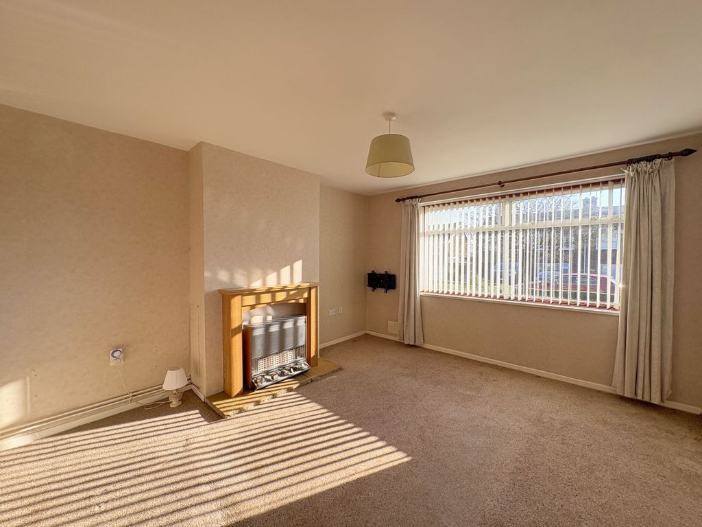 Property photo 2 of 17 Gallery