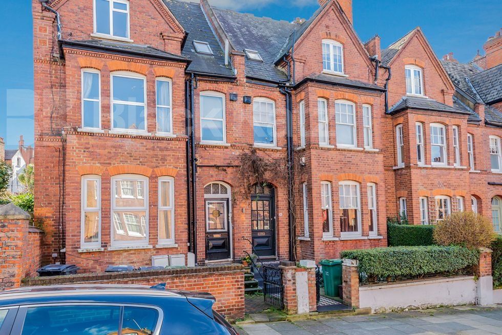 Property photo 1 of 6