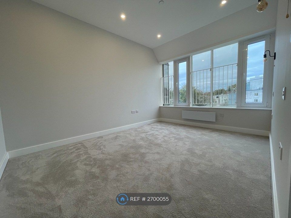 Property photo 2 of 4