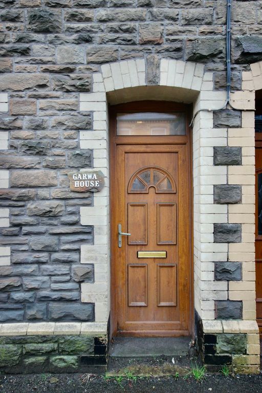 Property photo 2 of 33