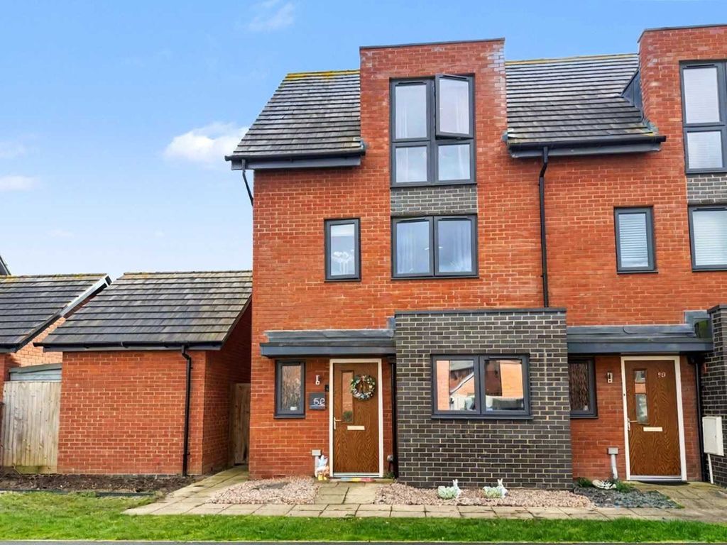 Property photo 1 of 36 4863631