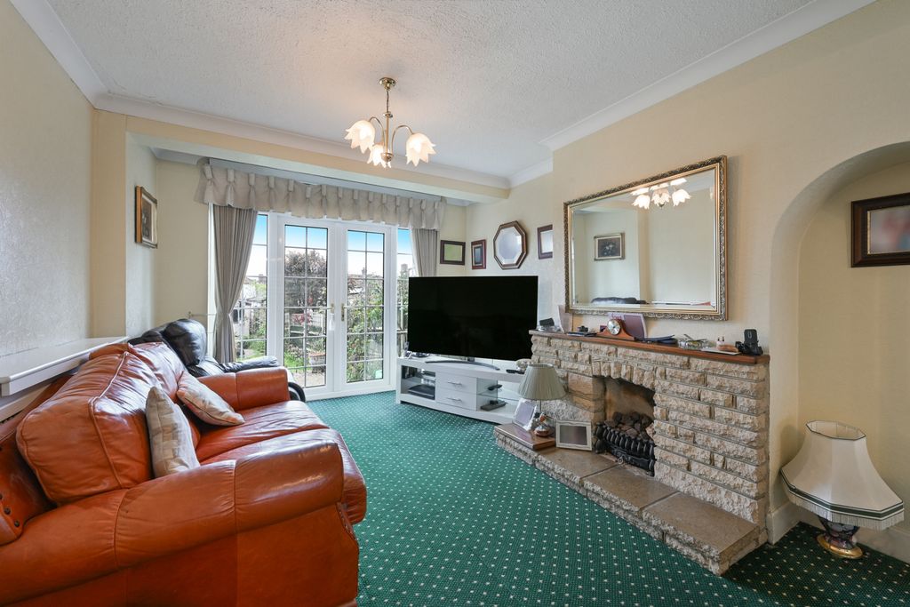 Property photo 2 of 12 Picture No. 01