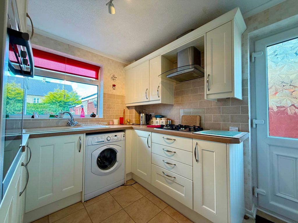 Property photo 2 of 16