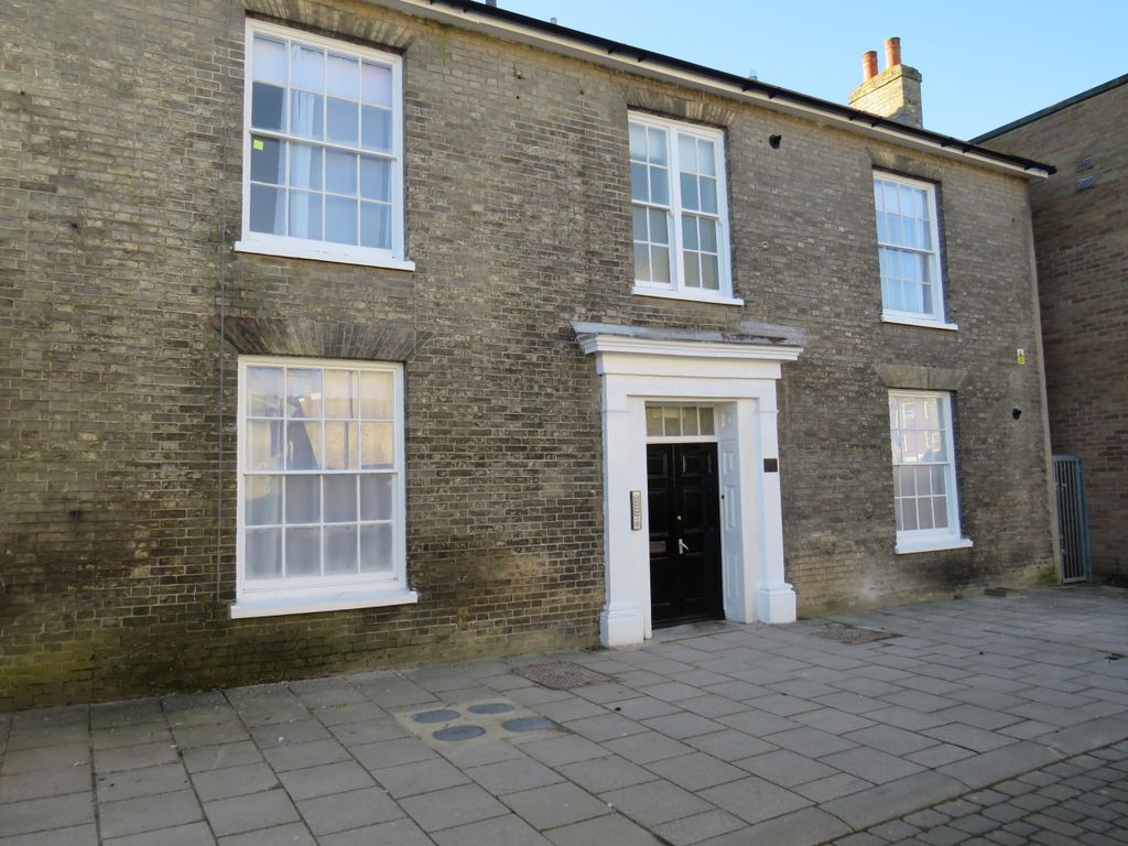 Property photo 1 of 5 Front
