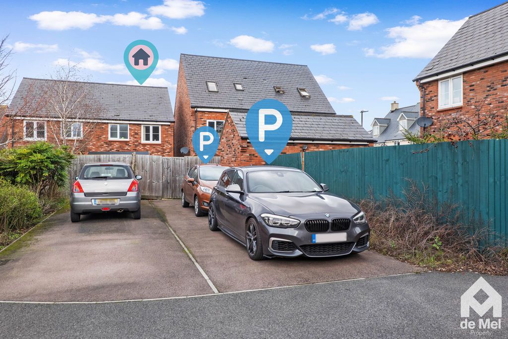 Property photo 2 of 12 Photo 11