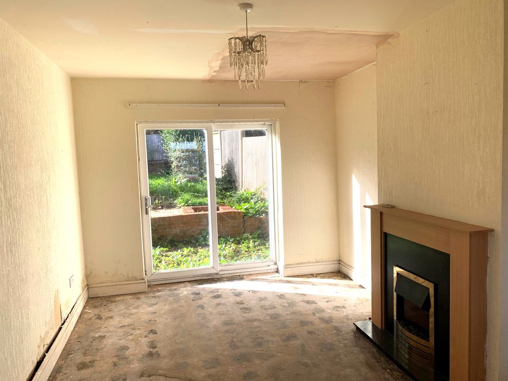 Property photo 3 of 11 B1