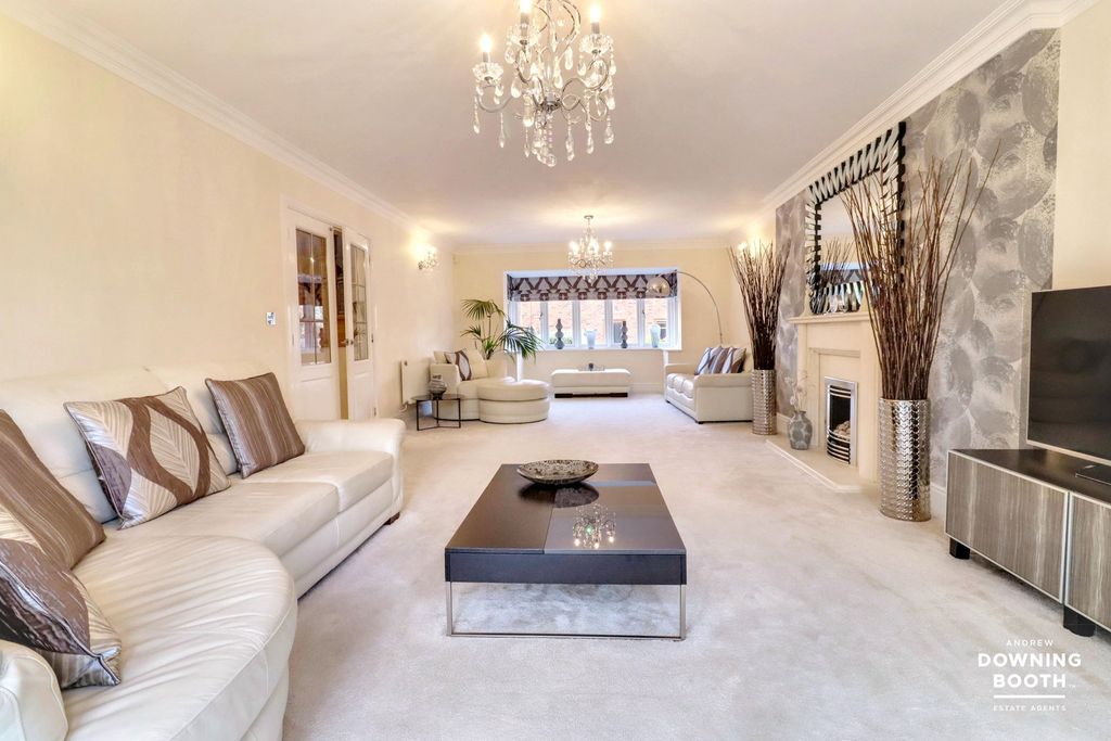 Additional image 7 of 5 bed detached house for saleClayton Drive, Lichfield WS13