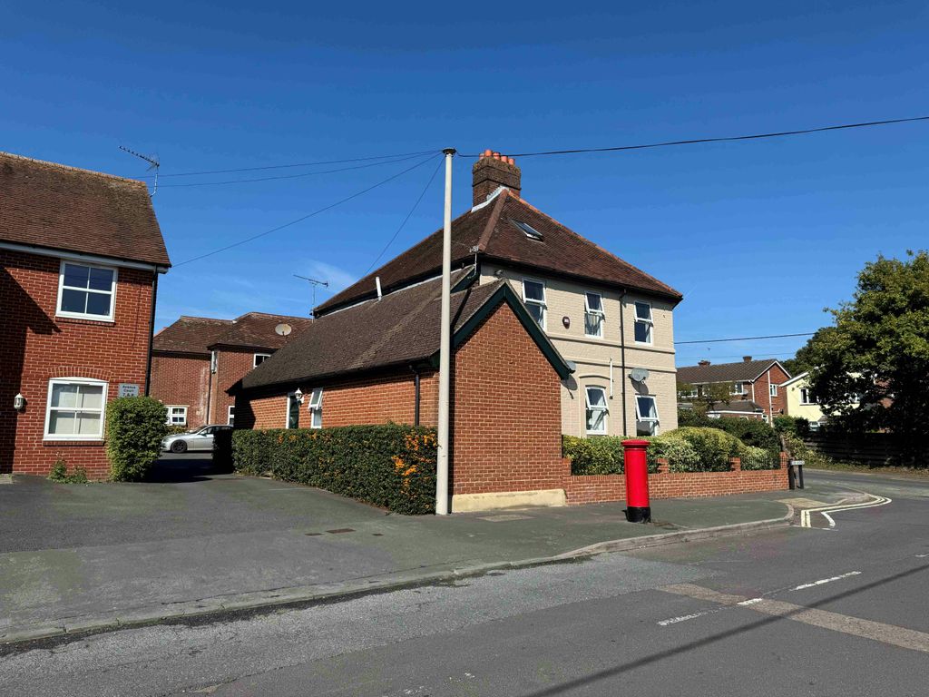 Property photo 3 of 6 Img_9884.Jpg