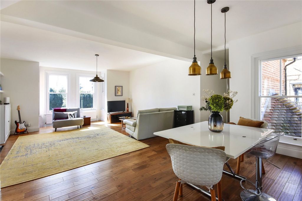 Property photo 2 of 10 Living Area