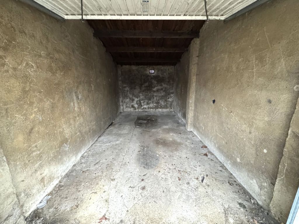 Property photo 3 of 4