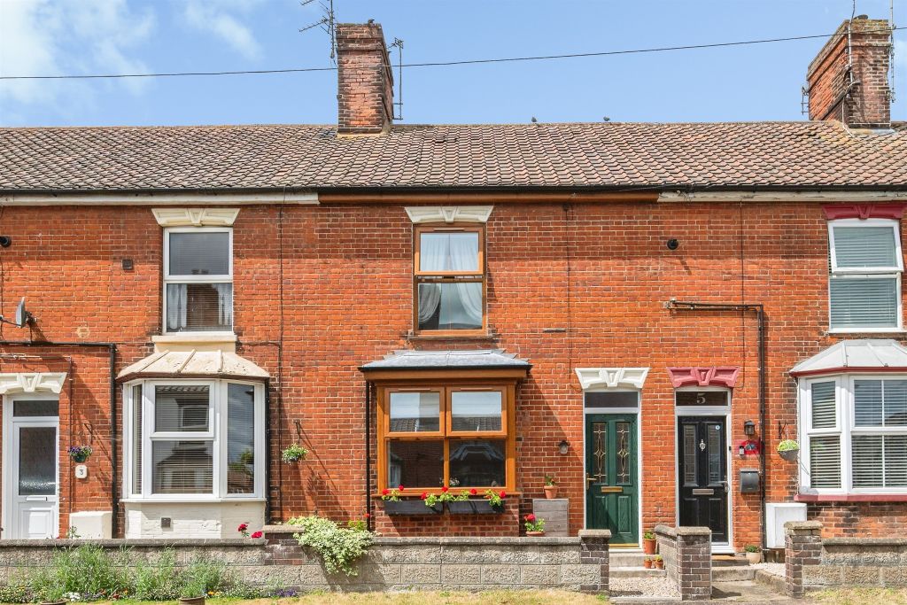 Property photo 1 of 18