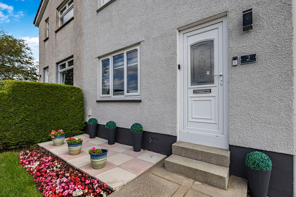 Property photo 2 of 30