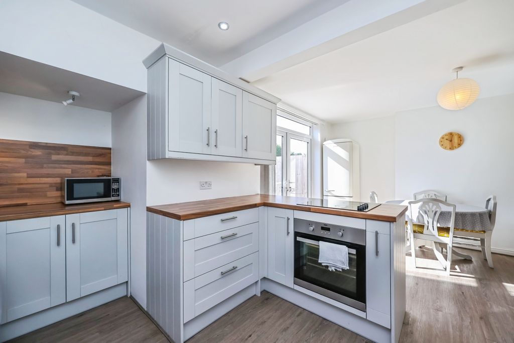 Property photo 2 of 20 Img_0095