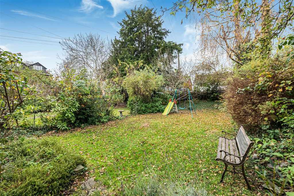 Property photo 3 of 12 16_67996.Jpg