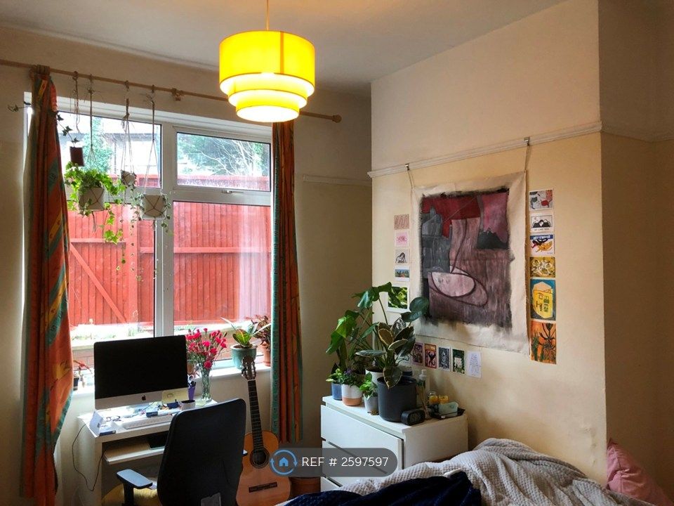 Property photo 2 of 10