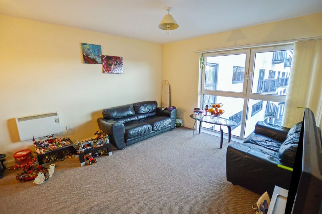 Property photo 2 of 11 Picture No. 06