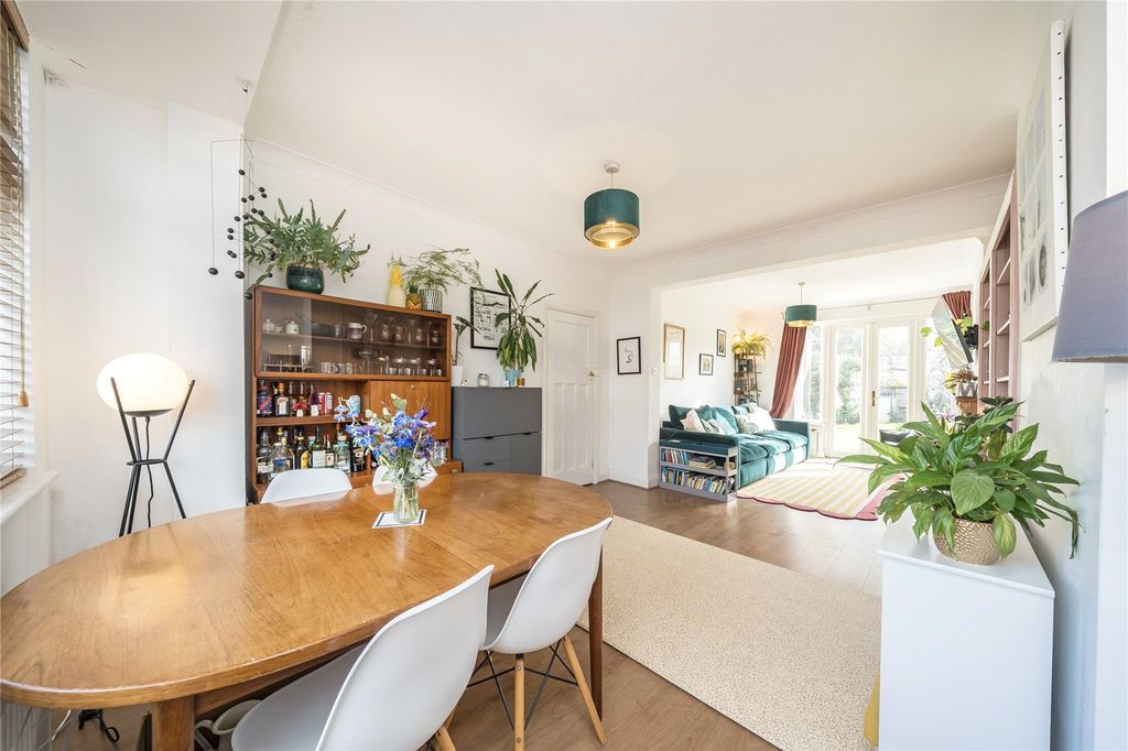 Property photo 3 of 11 Picture No. 19