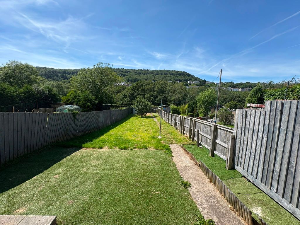 Property photo 2 of 22