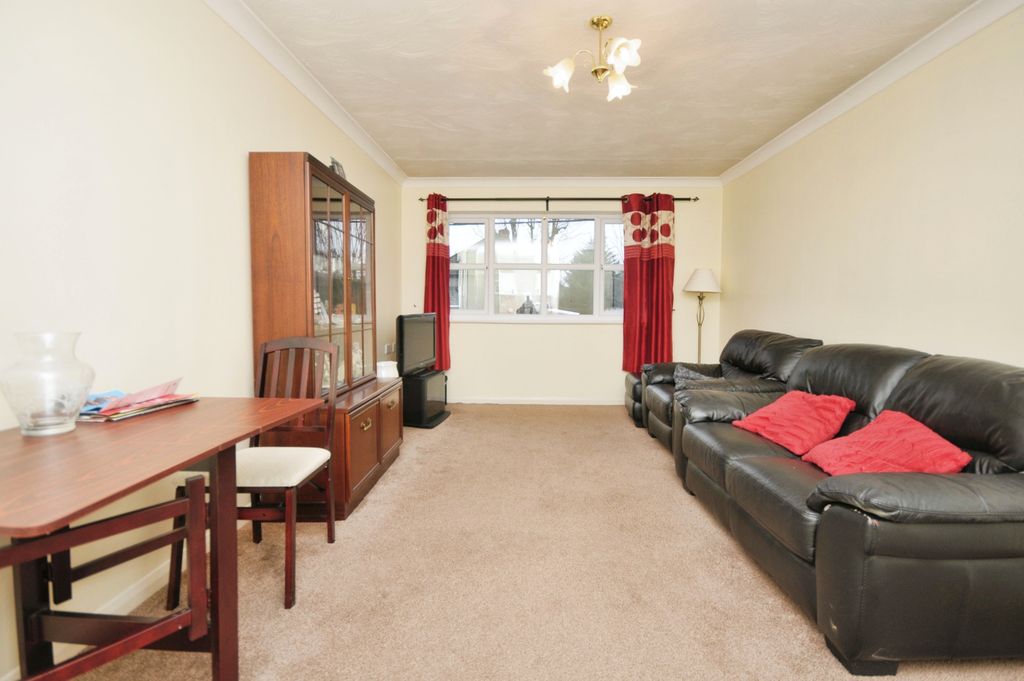 Property photo 2 of 17 Photography