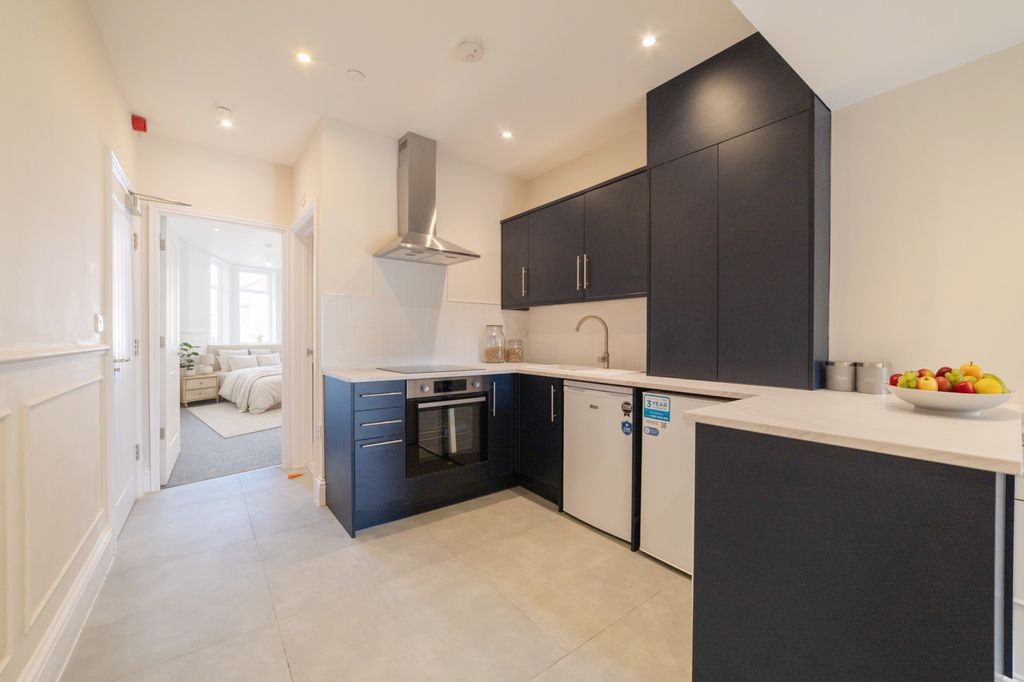 Additional image 4 of 1 bed flat for saleMajor Road, Canton CF5