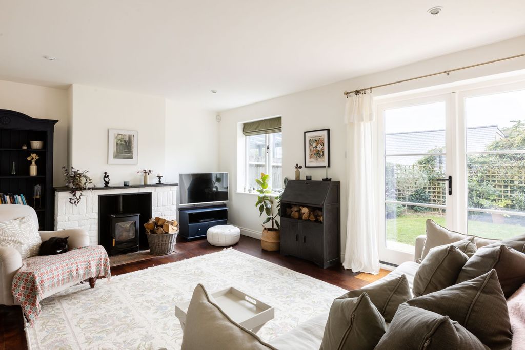 Property photo 1 of 29