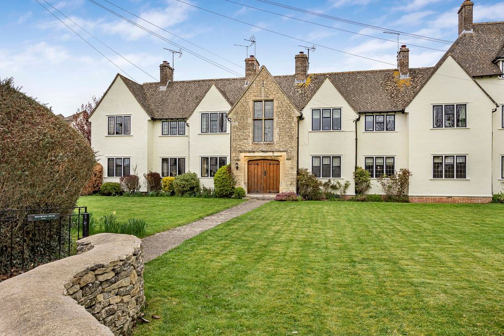 Property photo 1 of 16 17_77612