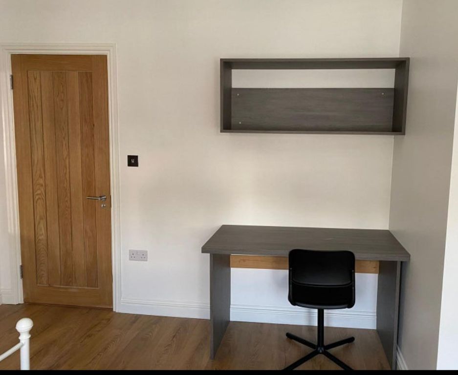 Property photo 2 of 4