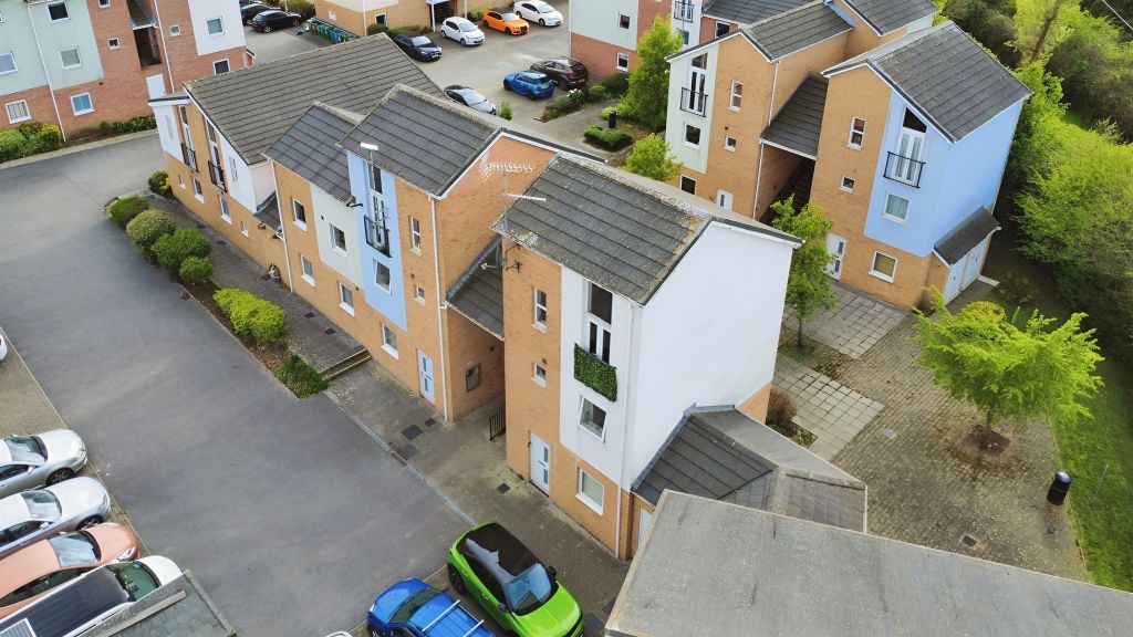 Property photo 2 of 11