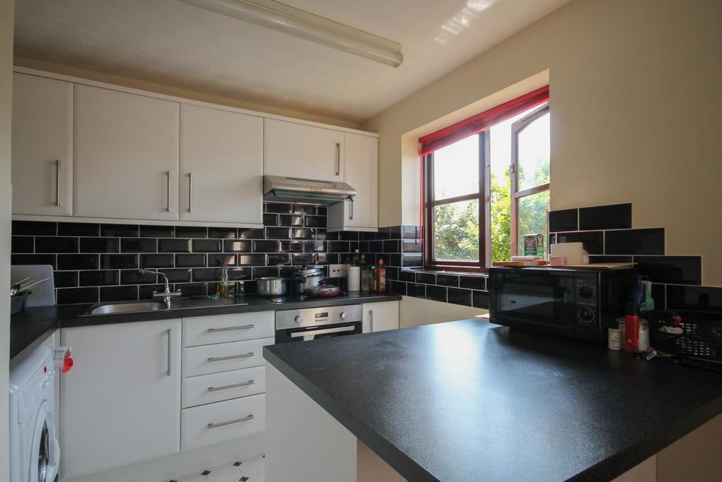 Property photo 2 of 6 Img_0545-2.Jpg