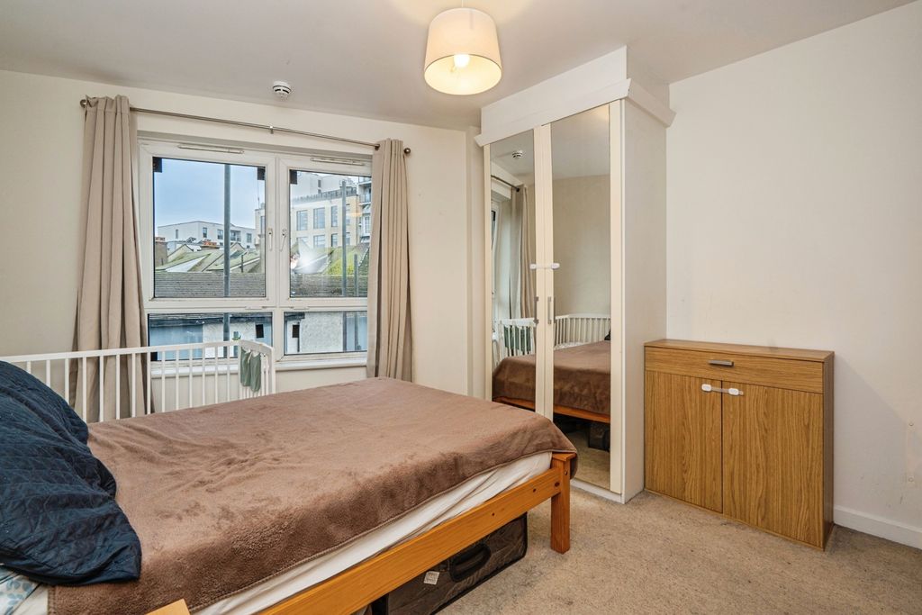 Property photo 2 of 20 Pbox-Img.Jpg