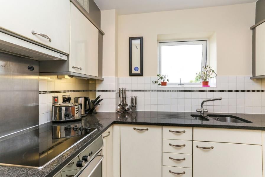 Property photo 2 of 10